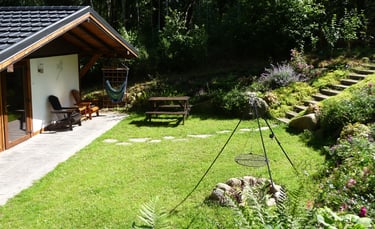 domek pod dębami, domki w lesie, domki nad morzem, domki Karwia