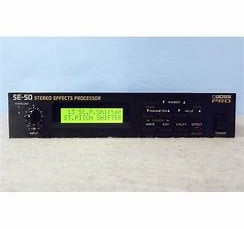 BOSS SE 50: Multi effect processor.