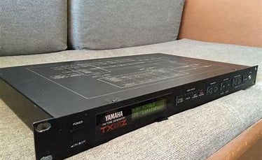Yamaha TX81Z: 4 operator digital FM synthesizer.