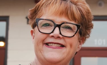 Cindy Mutrux, celeb