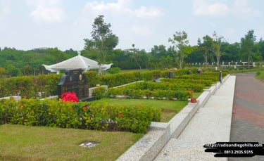 Makam san diego hills memorial park untuk bongpi diletakkan di kepala