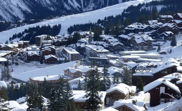 Courchevel toit enneigés