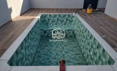 kolaml renang sederhana cocok untuk rumah dan villa.