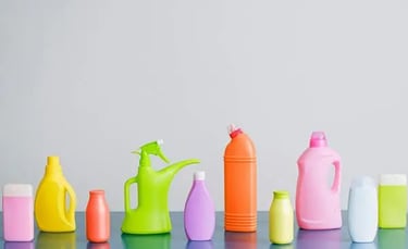 Household consumer products including plastic containers, cleaning items, and daily-use goods