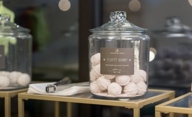 Commercial photography branding salon business Capture It LLC Photographer Sam Hughes Salem, Oregon.