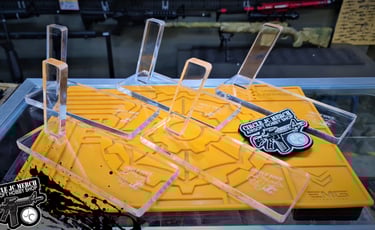 UNIVERSAL ACRYLIC PISTOL STAND