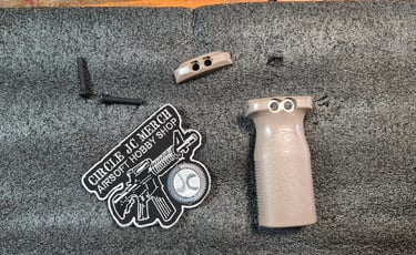 MOE GRIP TAN