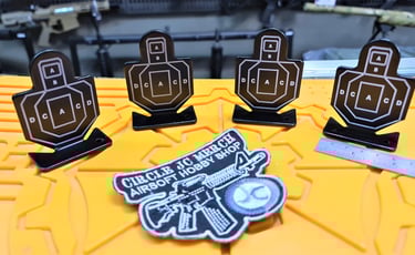 HUMAN METAL TARGETS 4 PIECES SET