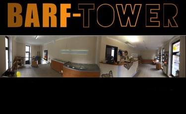 Barf-Tower Logo und Innenansicht der Verkaufsfläche