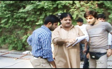 Naghman Saleem During Shoot Of Kafra With Father ,Writer ,Director Saleem Murad