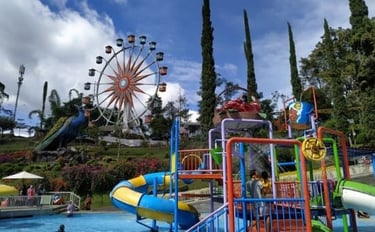 Kolam renang Selecta Batu dan arena bermain anak-anak