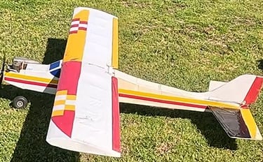Dave B White Yellow Red