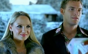 Nicky Ladanowski in Bendicks Mingles Chocolates Commercial