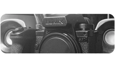photo noir et blanc boitier caméra