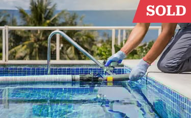 alt="Swimming Pool Contractor Business."
