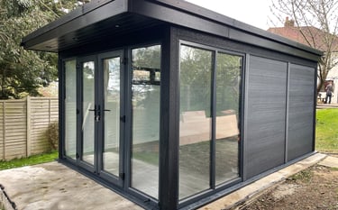 Ascot-garden-room-with-additional-windows