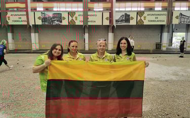 Lietuvos moterų petankės rinktinė Ispanijoje