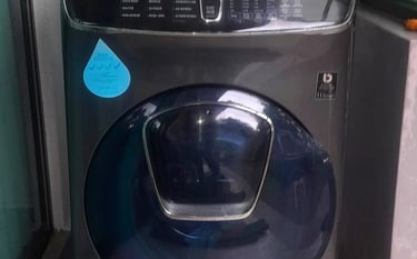 Samsung front load washing machine 21kg model – front view for appliance service listing