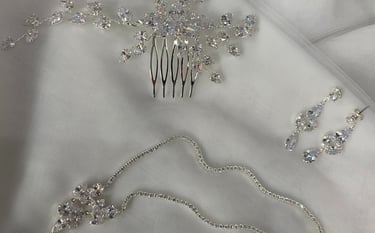 Nuotakos papuošalai