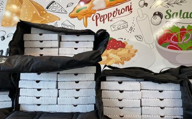 Individual packed pizzas hot lunch