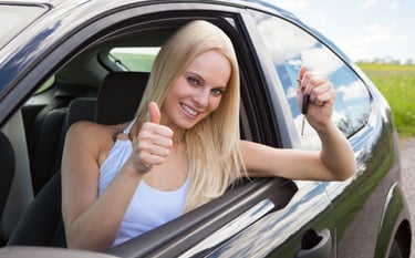 cliente heureuse de son double de clé