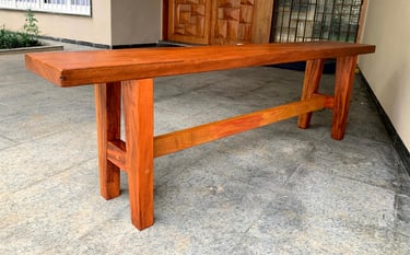 Banco em peroba-rosa 1,50m x 27cm com 47 cm de altura