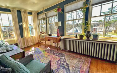 the overlook furnished apartment sunroom 2123 rivermont