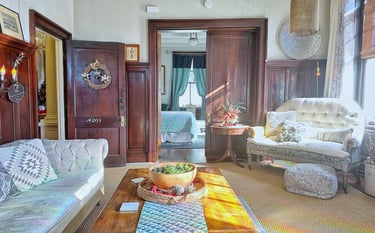 living room mahagony paneling 2123 rivermont