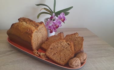 Bolo de noz e mel