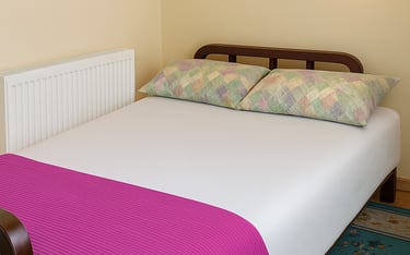 Fatih Yenikapı’da uygun fiyatlı otel, tek kişilik oda, özel banyo ve Wi-Fi