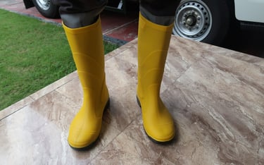 APD Boot Pelindung Kaki