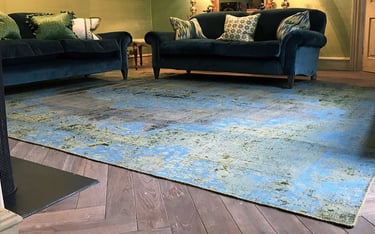 HANDMADE ANTIQUE AND VINTAGE PERSIAN CARPETS - Artisan Carpets