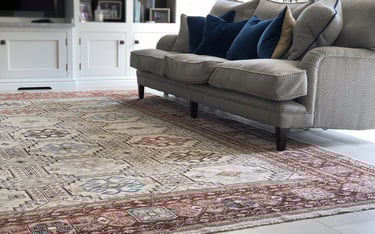 classic and traditional rugs from Artisan Carpets 