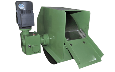 Magnetic drum type oil skimmer