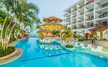 hotel los arcos puerto vallarta