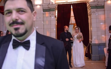 novia ingresando al civil