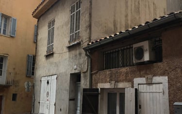Façade