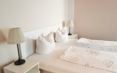 Zimmer-und-gästezimmer-luhmühlen-familie-graue