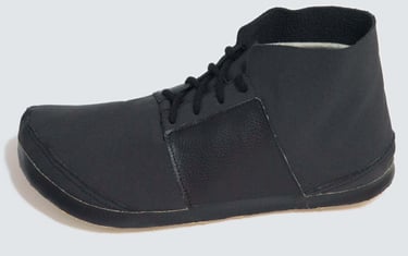 Warm winter minimalist boots