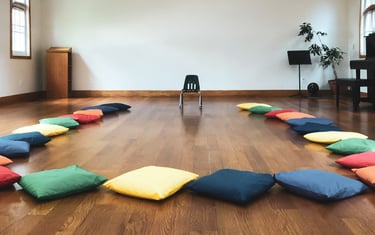 ASD Movimento Bergamo - Yoga bimbi - richard-payette-plnmuqtage4-unsplash-