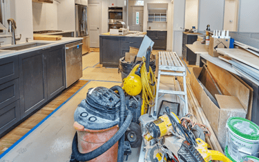 Imagen de una cocina anteriormente mostrada, al final de la obra.