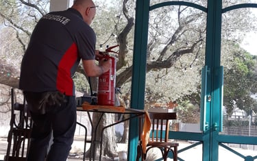 Verificxation d'extincteurs