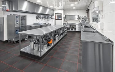 Stainless steel bench Melbourne for high-end kitchen fit-outs.