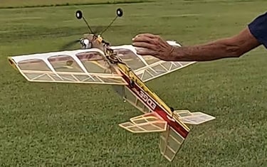 Dave M Edge 540 (Inverted Launch)