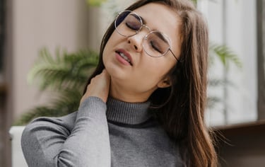 Cervical pain symptoms showing radiating neck and shoulder discomfort.