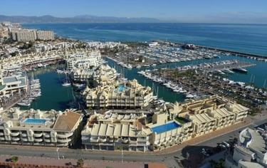 A4SICMA es una empresa de Servicios Auxiliares, que ofrece soluciones de calidad a Comunidades y Fin