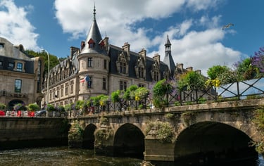 Vue de la préfecture à Quimper - Pascal Bernardon / Unsplash