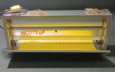 Capturador de mosca colgante