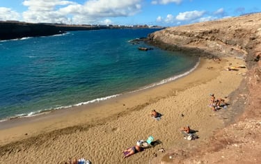 Playa de Aguadulce Gran Canaria Hund