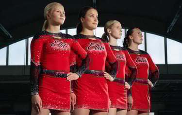 Urheilijat valokuvattu merkkivaatteissa Helsingissä markkinointia varten